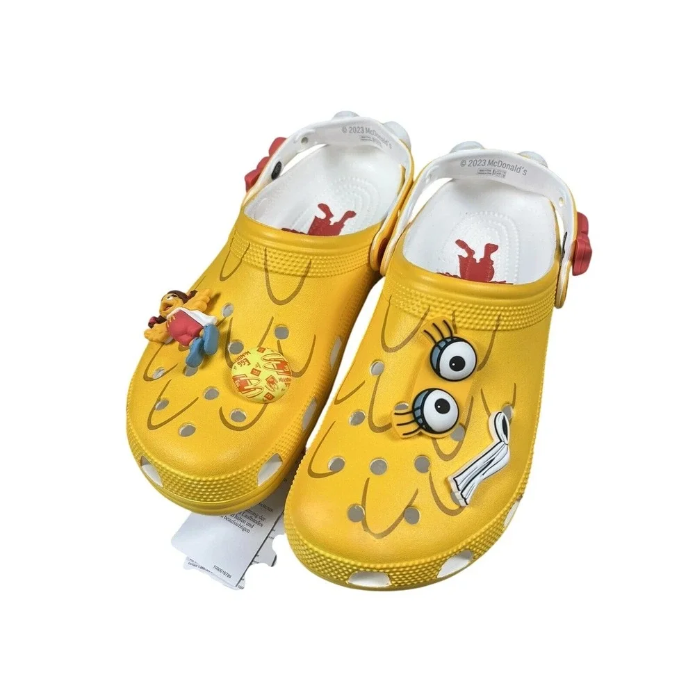 CROCS step into